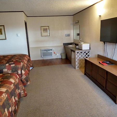 Budget Host 4U Motel Bowman Buitenkant foto